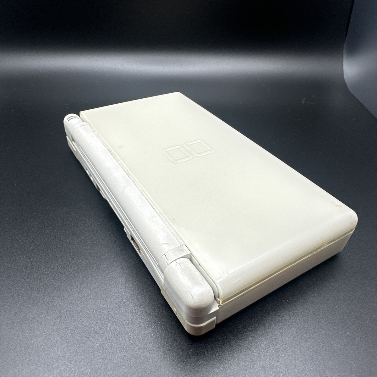 DEFECTIVE- Nintendo DS Lite Handheld System - White