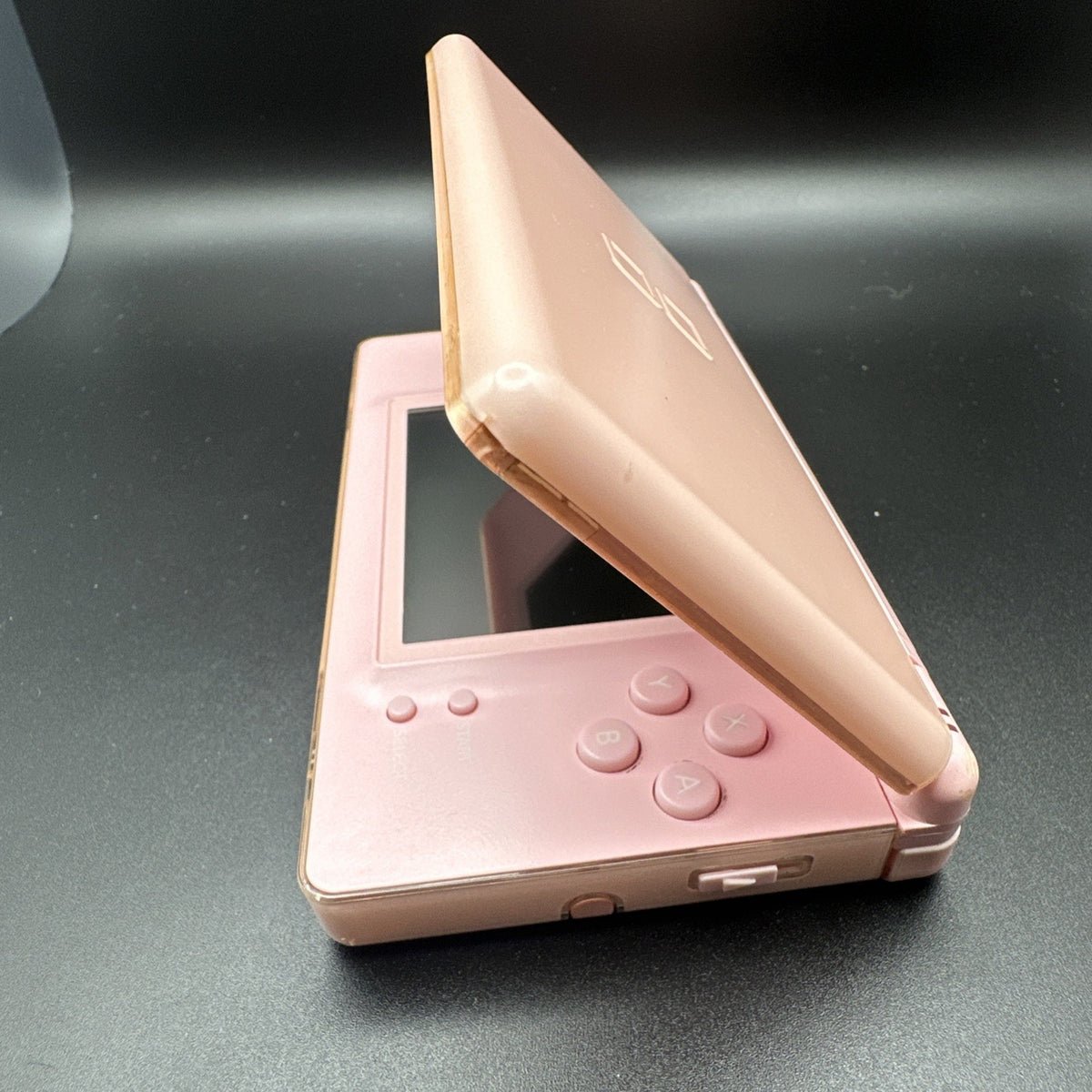 Nintendo DS Lite System Portable Gaming Console - Coral Pink