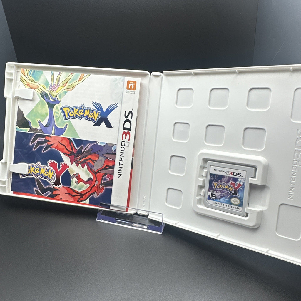 Pokemon Y (Nintendo 3DS, 2013)