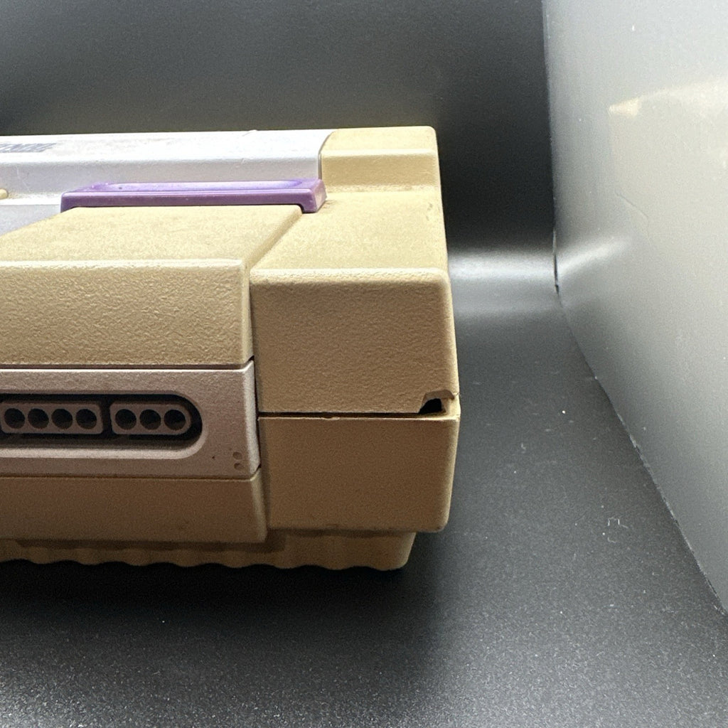 DEFECTIVE - Nintendo SNES Home Console - Gray