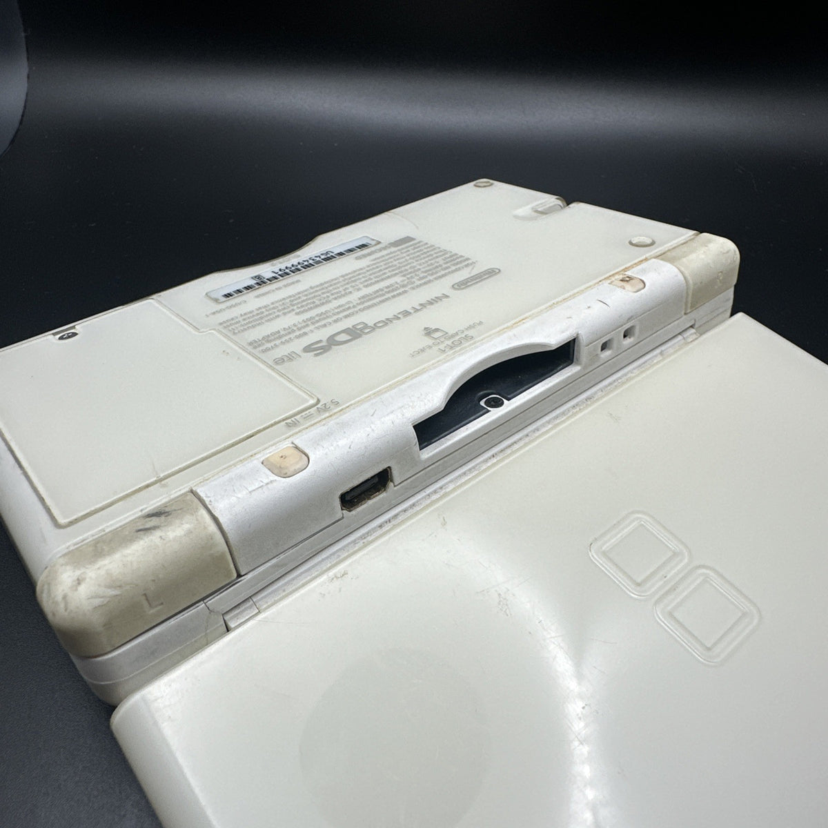 DEFECTIVE- Nintendo DS Lite Handheld System - White