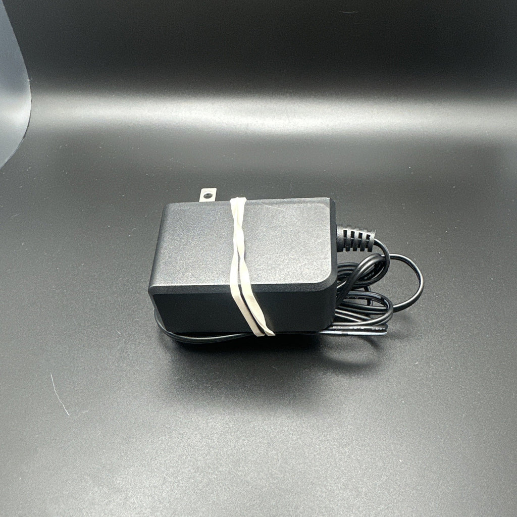 (3RD) PlayStation 5 DualSense Charging Dock - White