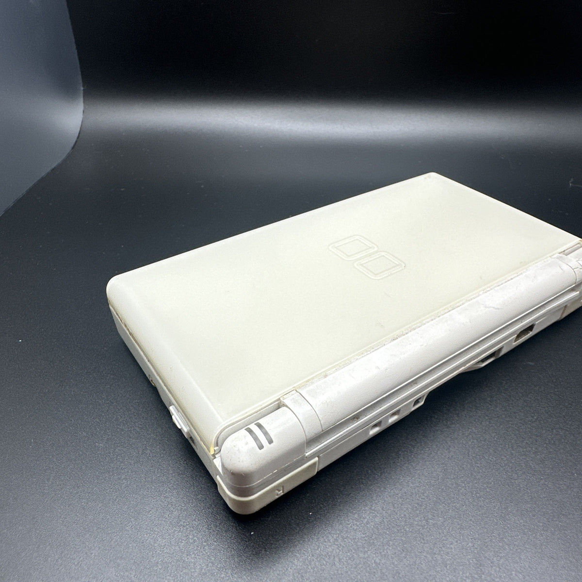 DEFECTIVE- Nintendo DS Lite Handheld System - White
