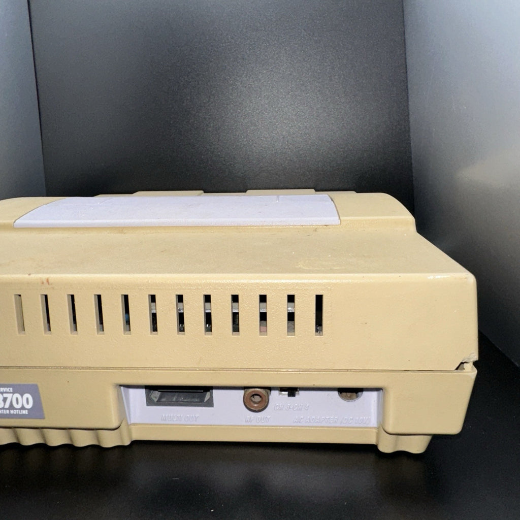 DEFECTIVE - Nintendo SNES Home Console - Gray