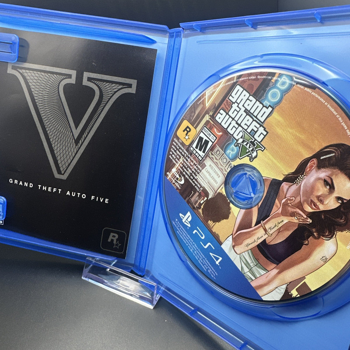 Grand Theft Auto V (Sony PlayStation 4, 2014)